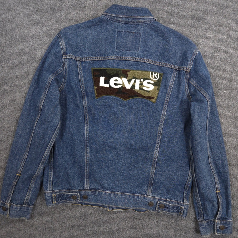 Levis‎ Trucker Jacket Mens L Blue Fort Mason Camo Patch Back Medium Wash Denim